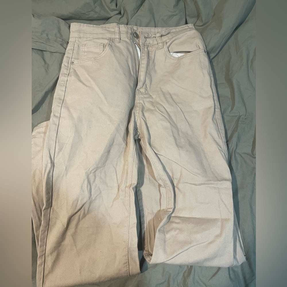Cream jeans